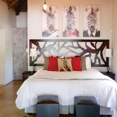 Waterside Cottages & Villas - Self Catering Габороне Екстер'єр фото